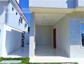 CASA NO CONDOMINO PARNAIBA RESIDENCE