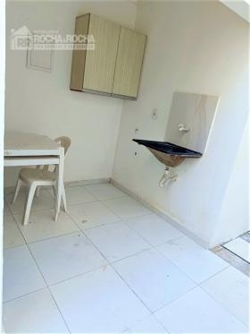 CASA NO CONDOMINO PARNAIBA RESIDENCE