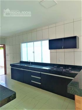 CASA NO CONDOMINO PARNAIBA RESIDENCE