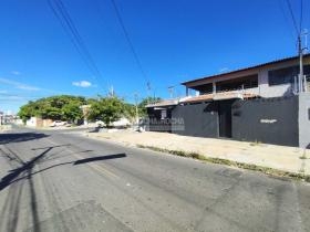 Casa Residencial/Comercial