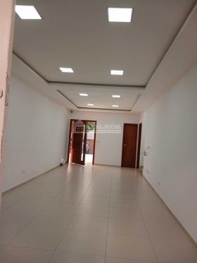 Casa Residencial/Comercial