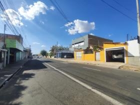 Casa Residencial/Comercial