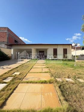 Casa Comercial