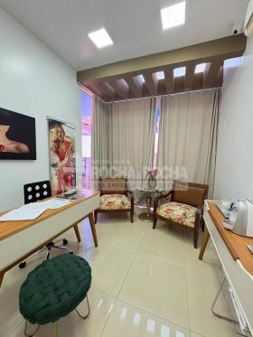 Casa Comercial
