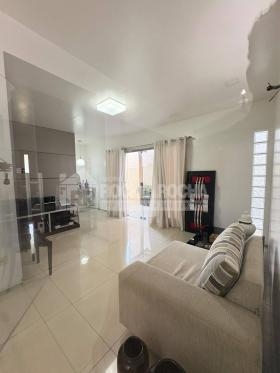 Casa Comercial