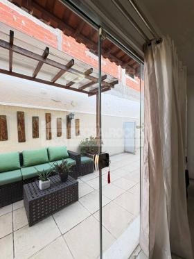 Casa Comercial