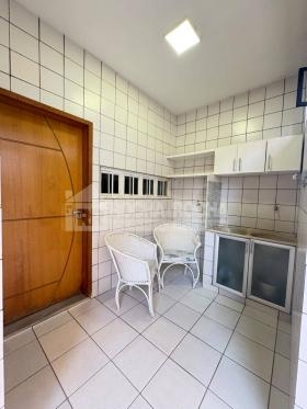 Casa Comercial