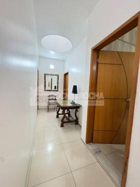 Casa Comercial