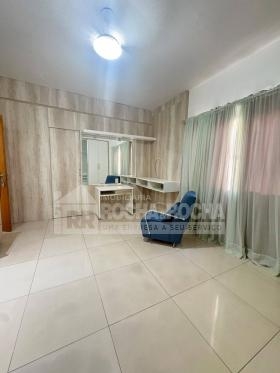 Casa Comercial