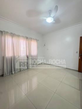 Casa Comercial