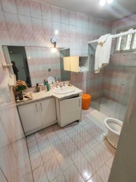 Casa Residencial/Comercial