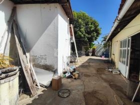 Casa Residencial/Comercial