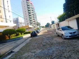 RUA DEMERVAL LOBÃO