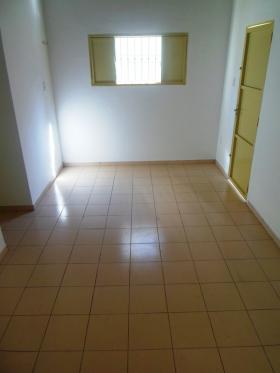 RUA DEMERVAL LOBÃO