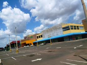 SHOPPING CENTER COCAIS