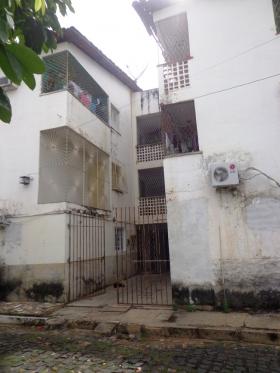 Quadra 05, Bloco 09, Apt 203.