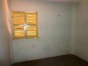 Quadra 05, Bloco 09, Apt 203.