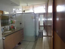 Casa Comercial