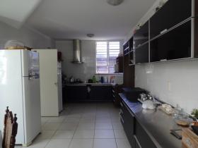 Casa Comercial