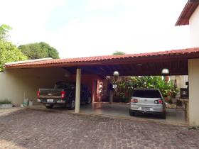 Casa Comercial