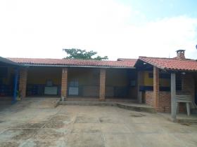 Av. Manoel Ayres Neto
