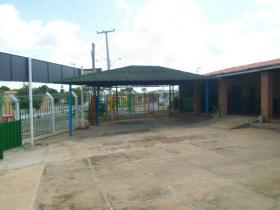 Av. Manoel Ayres Neto