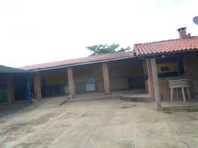 Av. Manoel Ayres Neto