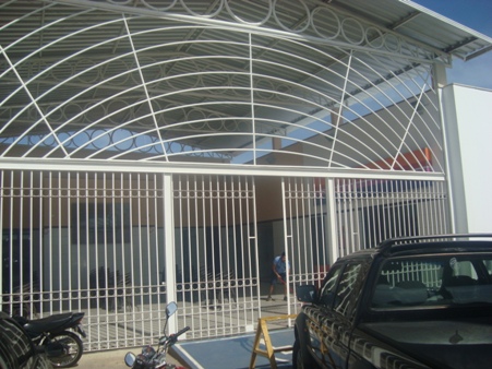 Avenida Maria Antonieta Burlamaqui