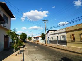 Rua Valdivino Tito