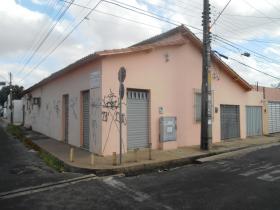 R CLODOALDO FREITAS