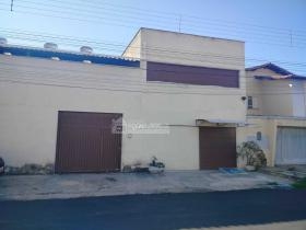 Rua Agenor Veloso
