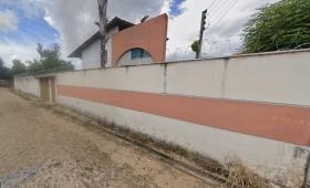 Casa Comercial