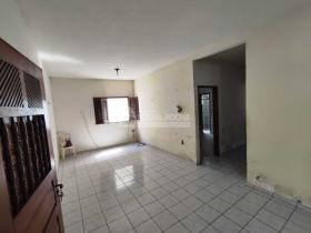 Casa Comercial
