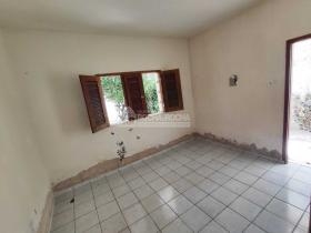 Casa Comercial