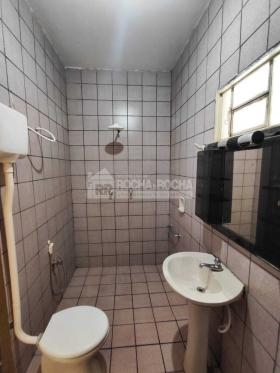 Casa Comercial