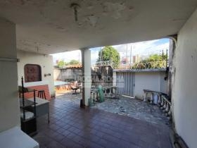 Casa Comercial