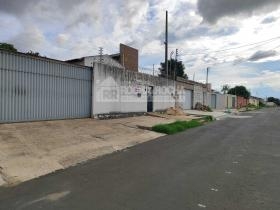 Rua Agenor Veloso