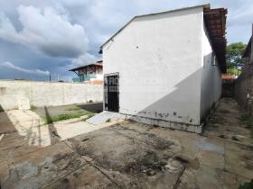 Rua Agenor Veloso