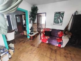 Casa Comercial