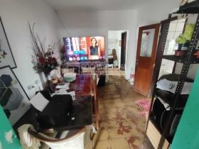 Casa Comercial