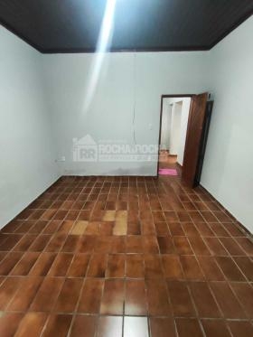 Casa Comercial