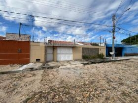 Casa Residencial/Comercial