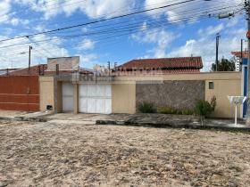Casa Residencial/Comercial