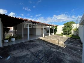Casa Residencial/Comercial
