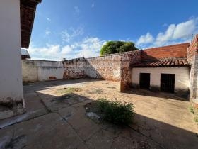 Casa Residencial/Comercial