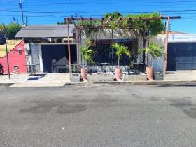 Casa Comercial