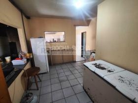 Casa Comercial