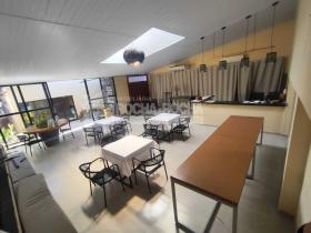 Casa Comercial