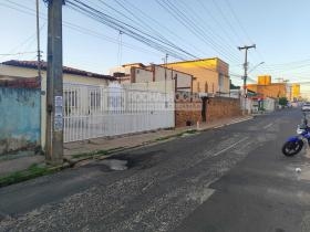 Casa Residencial/Comercial