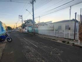 Casa Residencial/Comercial